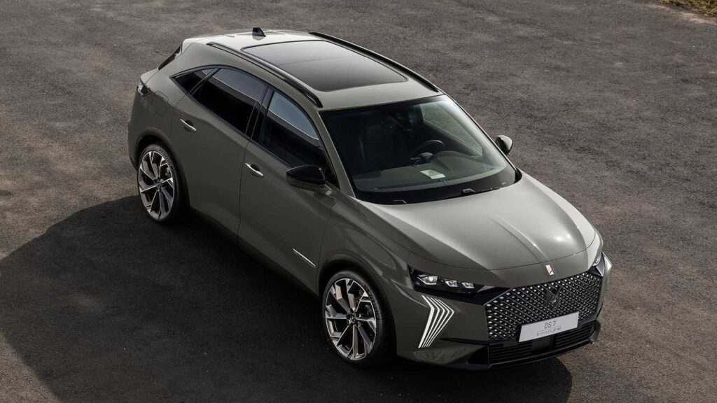 DS 7 et DS 7 E-Tense : L'Élégance Française au Service de la Performance et de l'Innovation