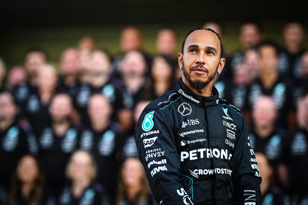 Lewis Hamilton à l'Essai avec Ferrari : Une Nouvelle Collaboration en Vue ?