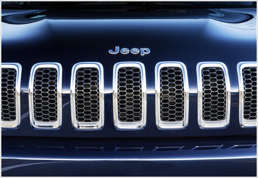 2026 Jeep Compact Hybrid SUV : Le Successeur Hybride du Cherokee Arrive